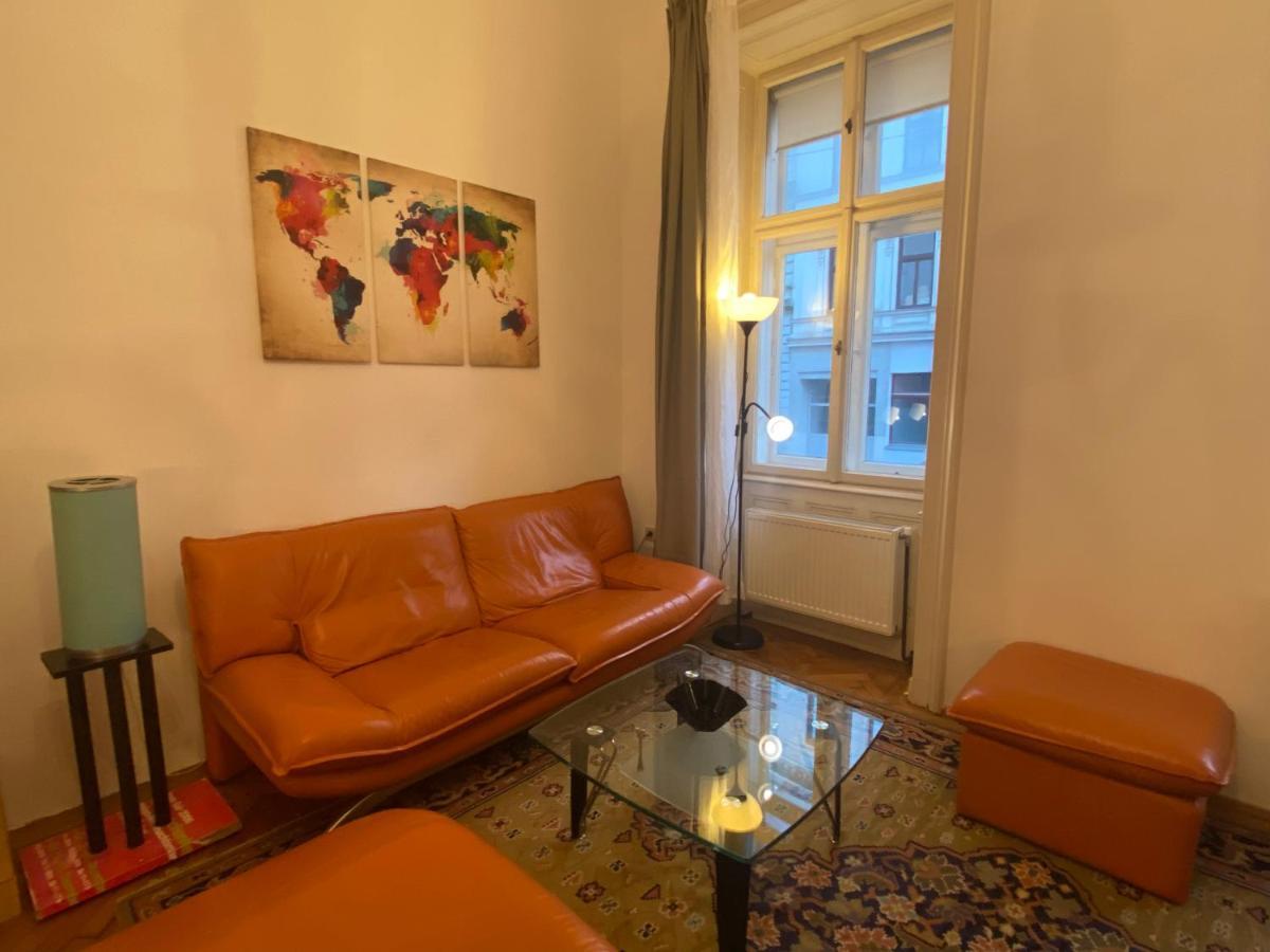 Charming Loft In Margareten District Of Виена Екстериор снимка