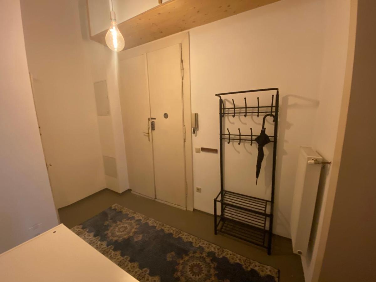 Charming Loft In Margareten District Of Виена Екстериор снимка
